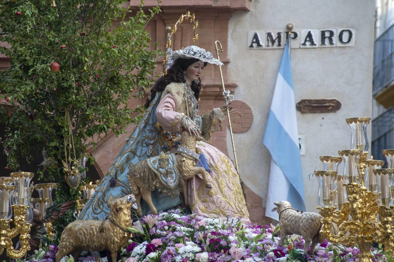 La Pastora de Santa Marina, en procesión