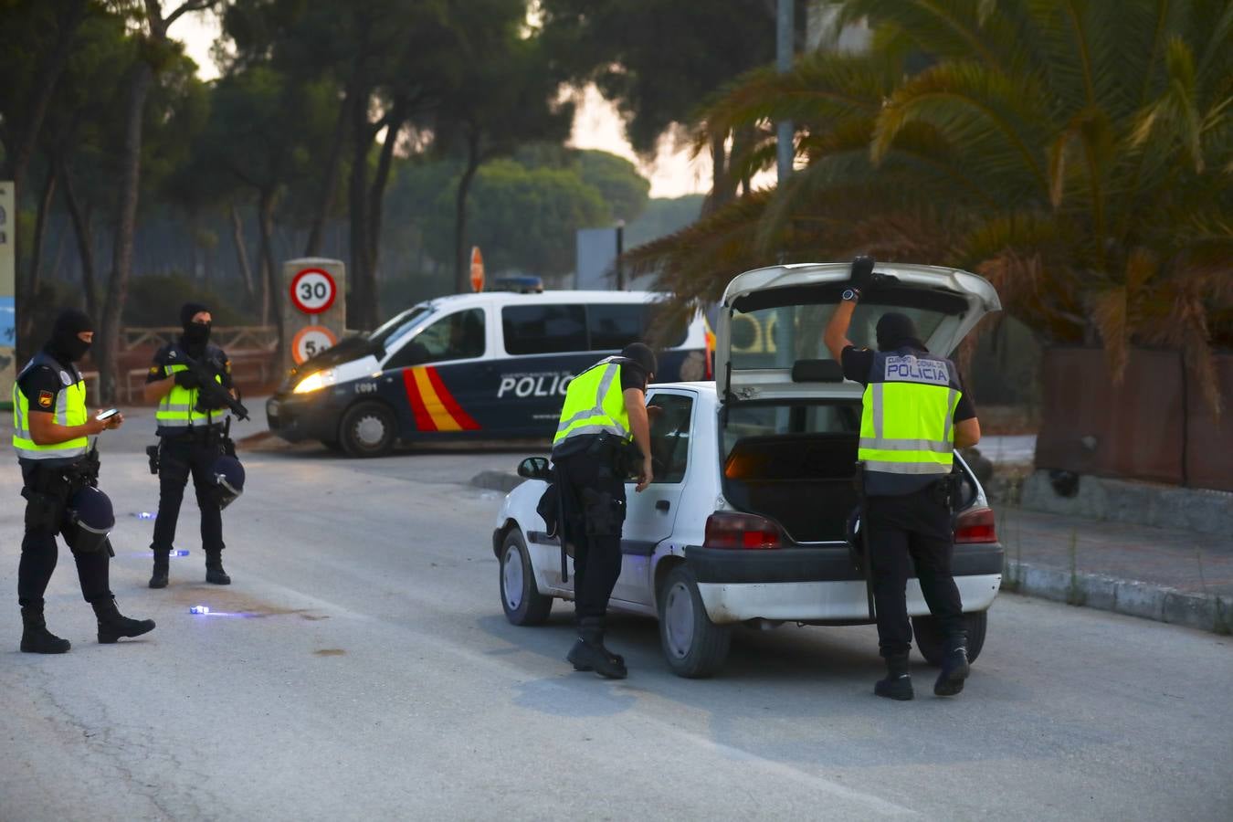 FOTOS: La redada contra el tráfico de hachís en Sanlúcar