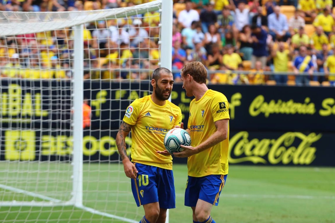 Las imágenes del Cádiz C.F. vs Deportivo (0-0)