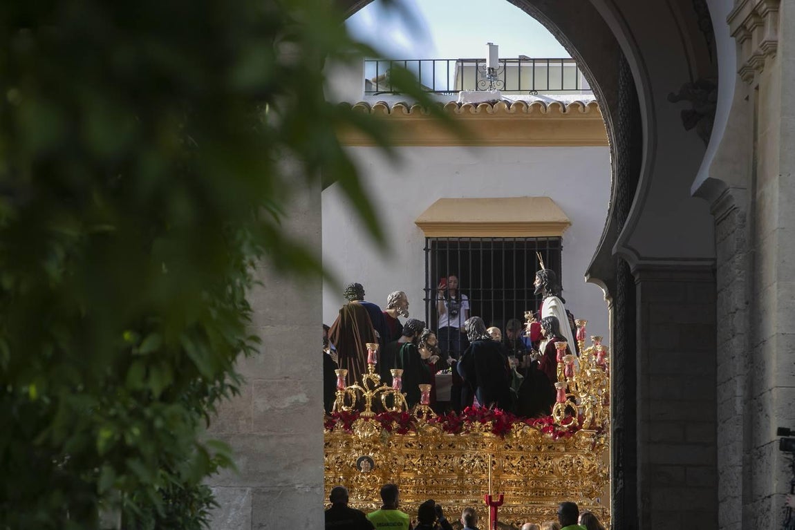 La procesión de regreso de la Magna Nazarena de Córdoba, en imágenes