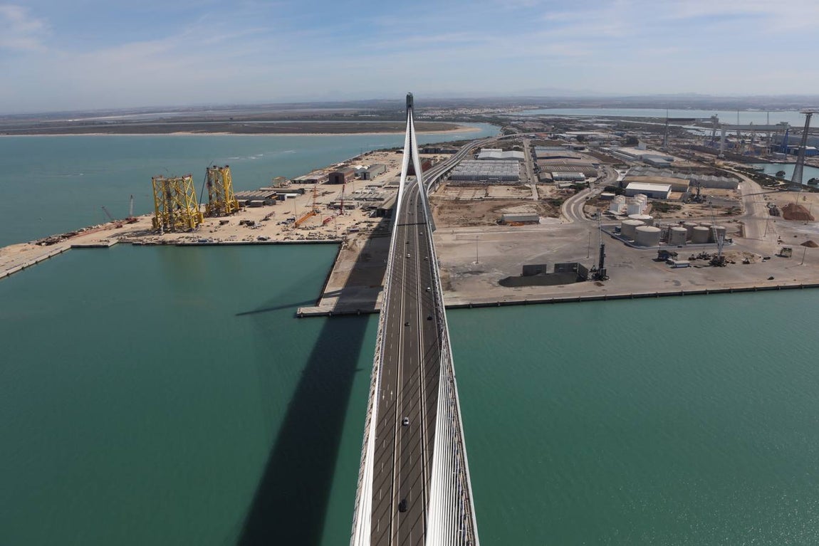 El segundo puente de Cádiz cumple este martes cuatro años de su inauguración