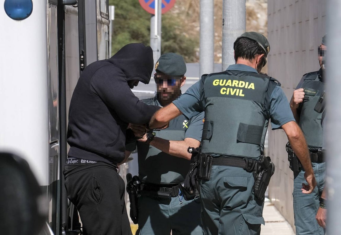FOTOS: Los detenidos por el ajuste de cuentas de Chipiona, ante la Justicia