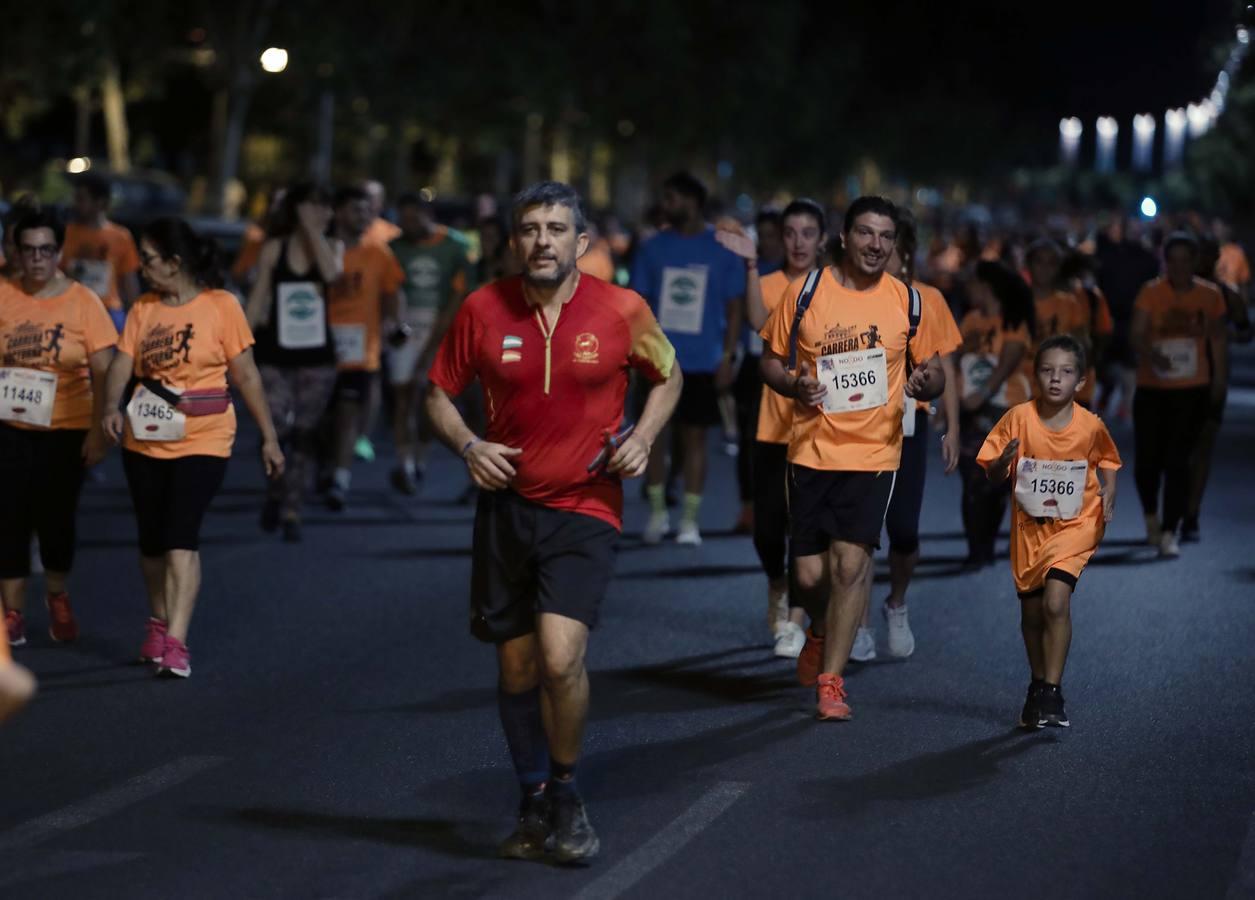 ¿Has corrido la Carrera Nocturna de Sevilla? Búscate en las fotos (III)