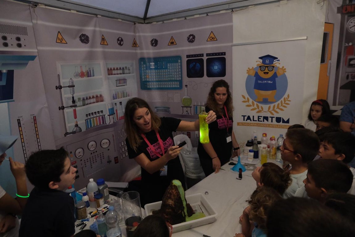 La ciencia arrasa en la Noche Europea de los Investigadores