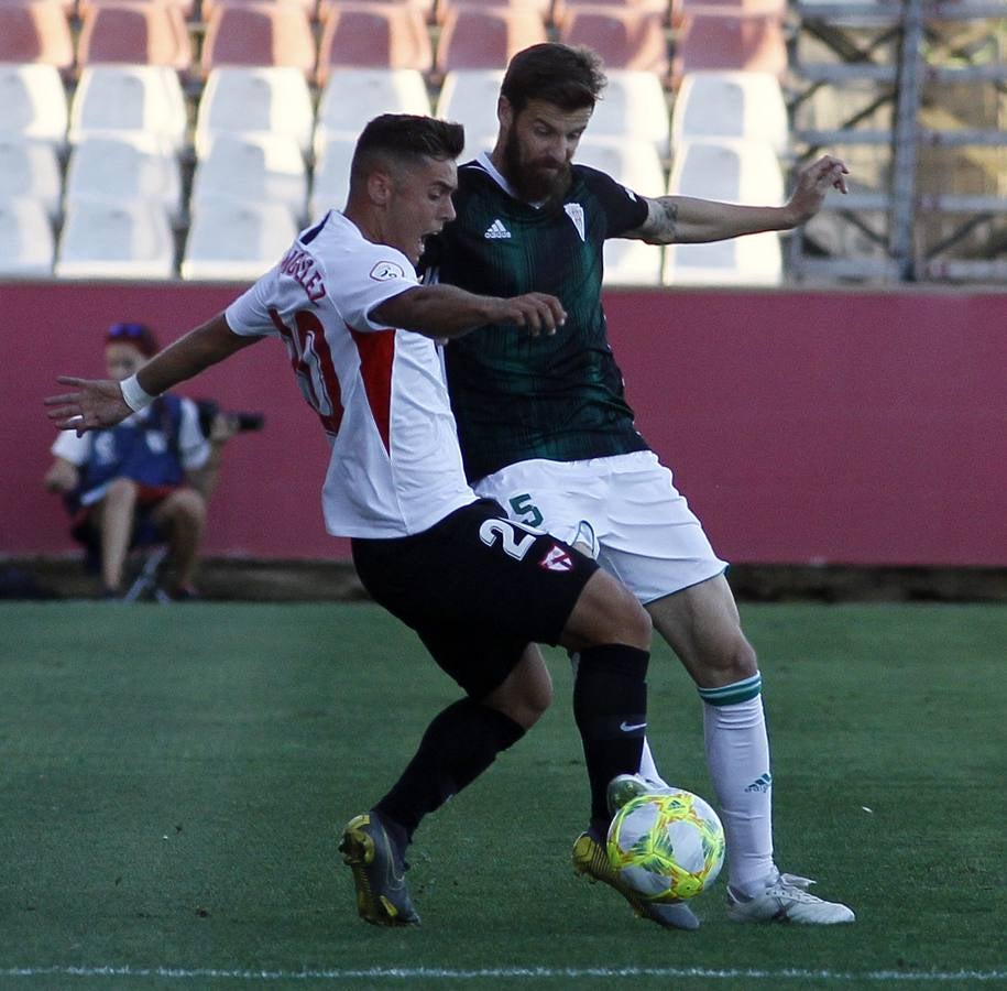 La afición blanquiverde y lo más destacado del Sevilla Atlético-Córdoba CF, en imágenes