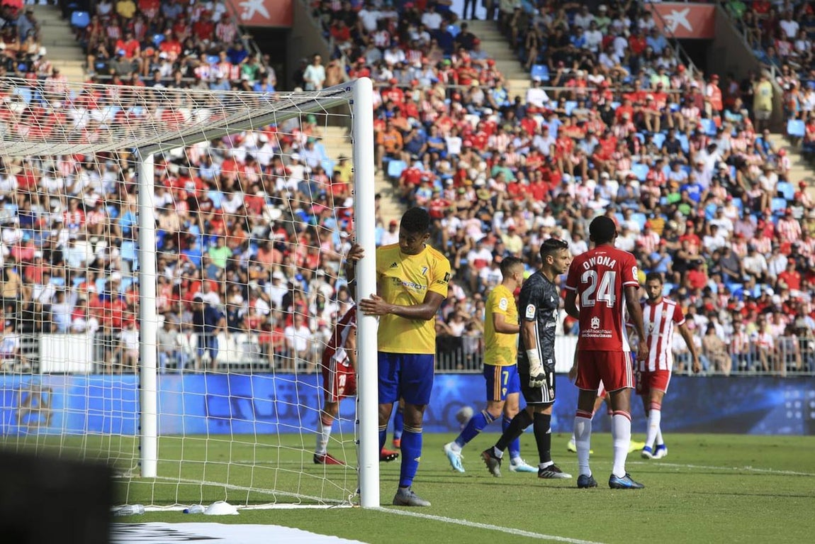 Las mejores imágenes del partido Almería-Cádiz (1-2)