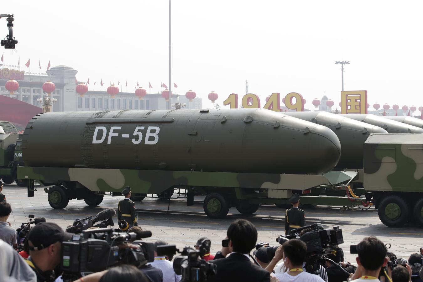 La impresionante exhibición del nuevo misil hipersónico de China. 
