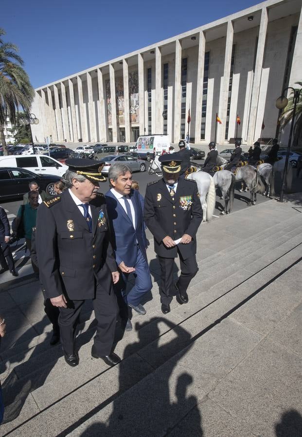 En imágenes, la Policía Nacional celebra en Córdoba a su patrón