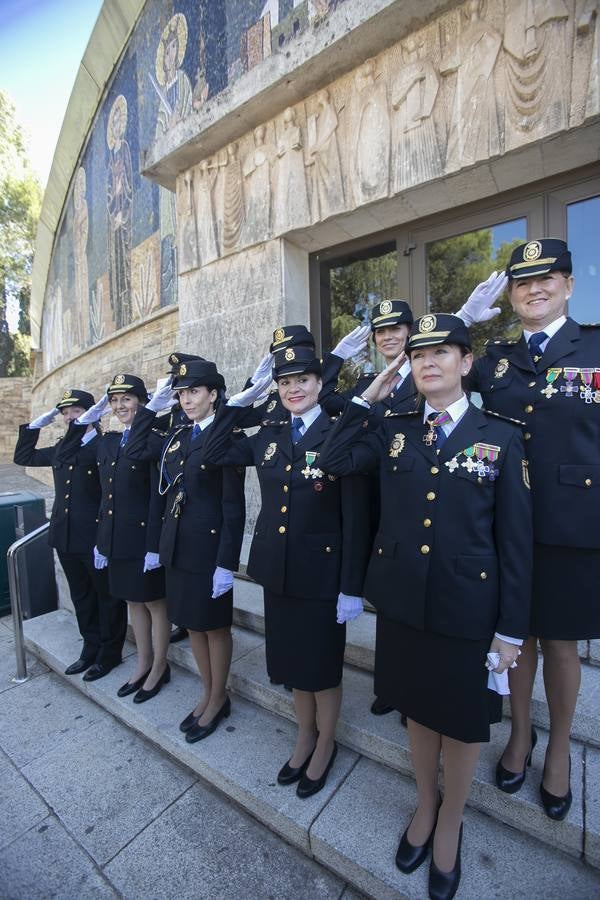 En imágenes, la Policía Nacional celebra en Córdoba a su patrón