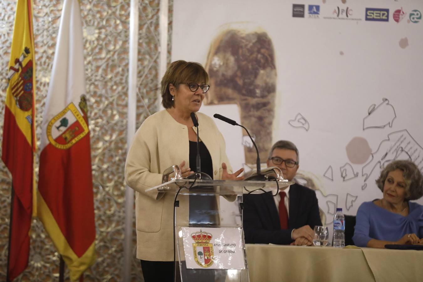 Rosa María Mateo recibe el XX Premio de Comunicación Manuel Alonso Vicedo