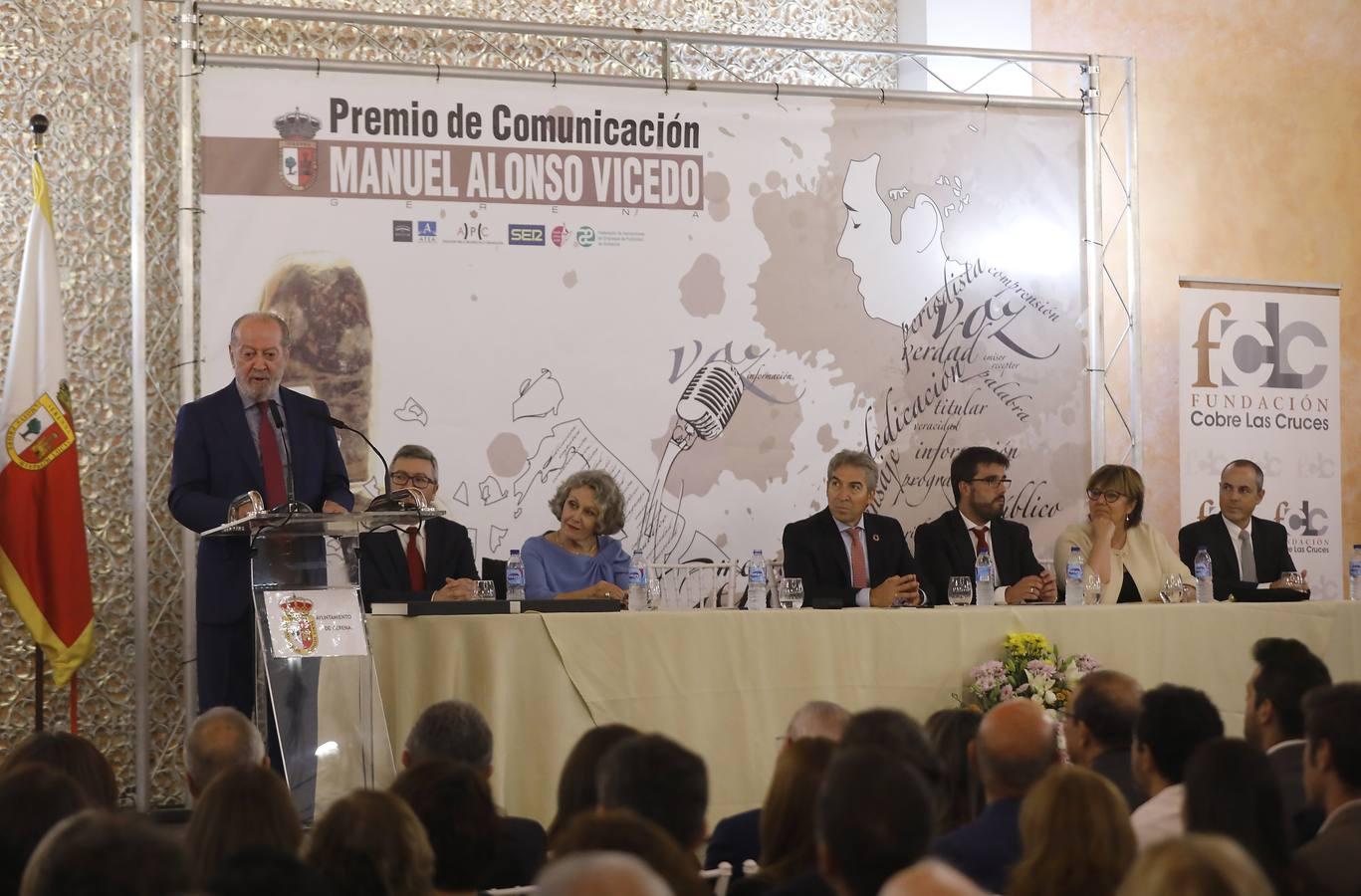 Rosa María Mateo recibe el XX Premio de Comunicación Manuel Alonso Vicedo