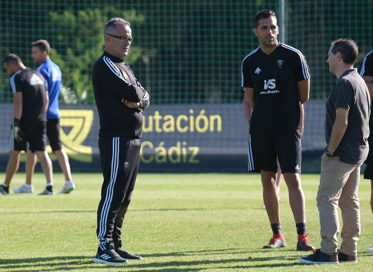 El entrenamiento de un Cádiz CF líder, en imágenes