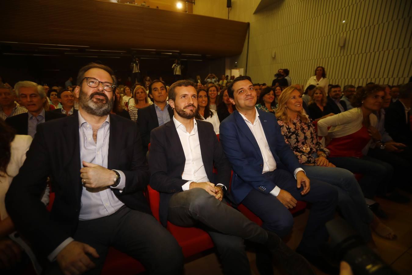 El paso de Pablo Casado por la Convención Económica del PP en Córdoba, en imágenes