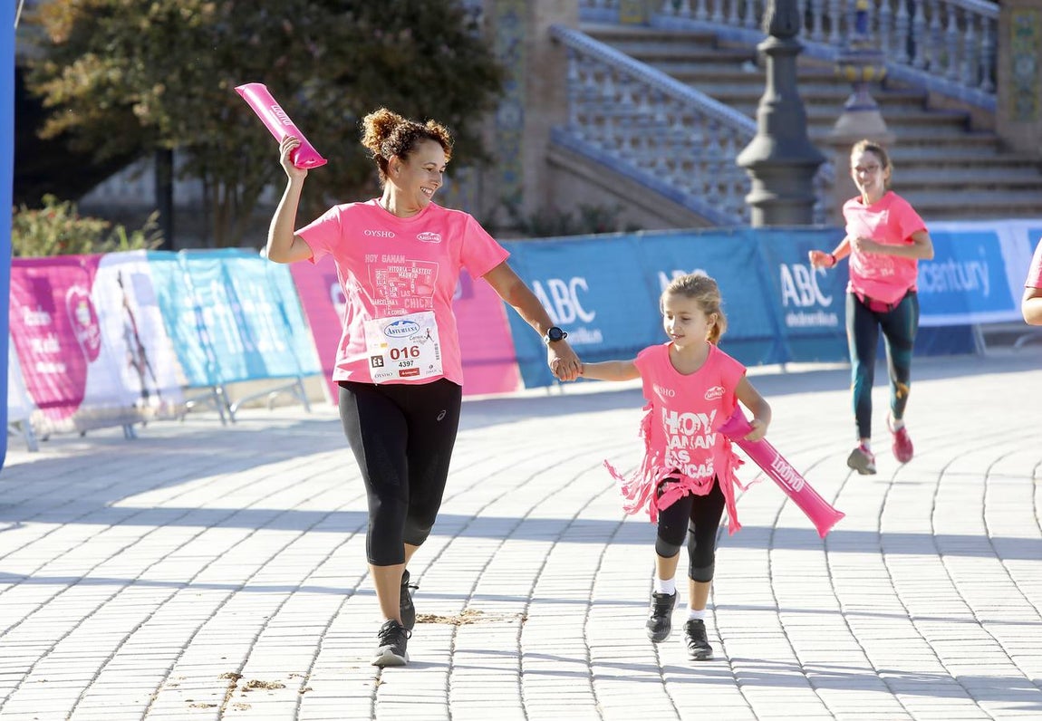 Si has participado en la Carrera de la Mujer, búscate (II)