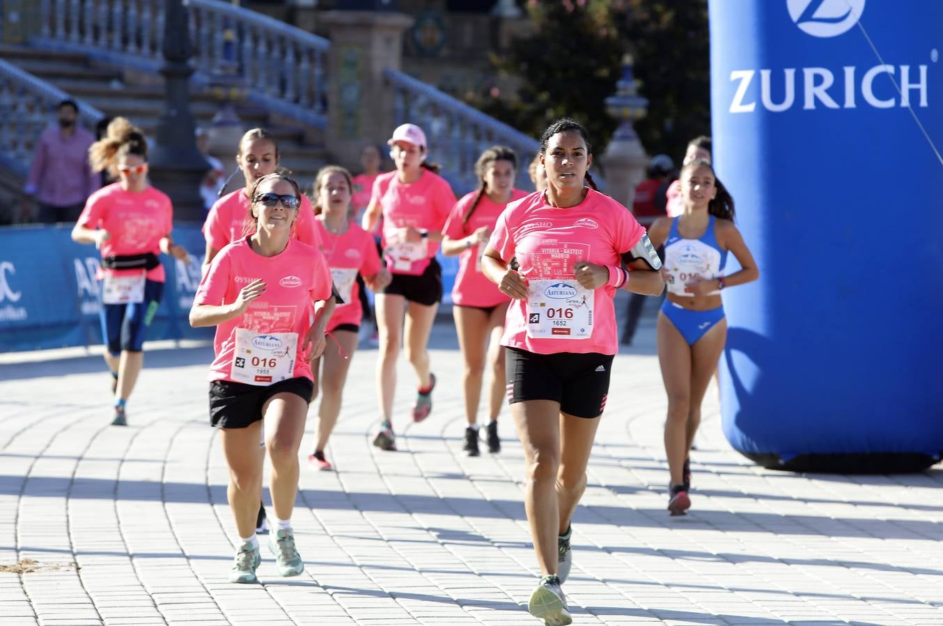 Si has participado en la Carrera de la Mujer, búscate (IV)