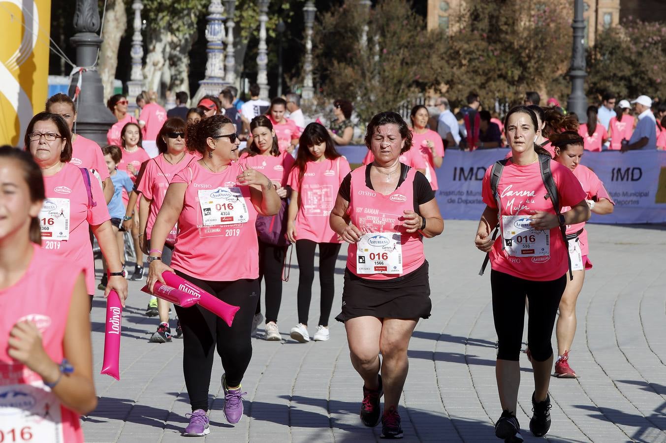 Si has participado en la Carrera de la Mujer, búscate (IV)