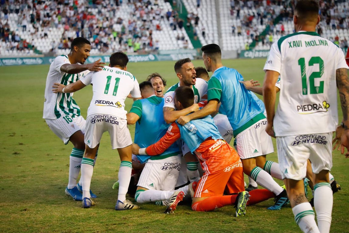 El Córdoba CF-Cádiz CF, en imágenes