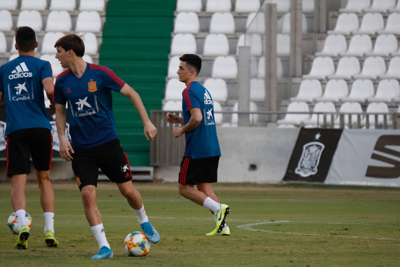 Lo mejor del entrenamiento de España sub 21 en Córdoba, en imágenes