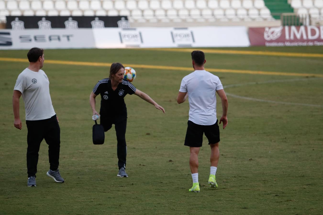 Lo mejor del entrenamiento de España sub 21 en Córdoba, en imágenes