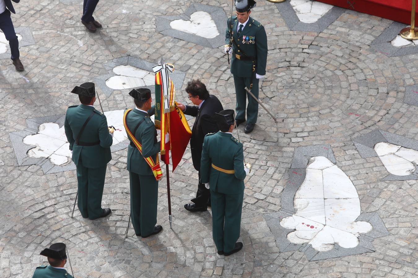 La Guardia Civil celebra el Día de la Virgen del Pilar en la Catedral de Cádiz