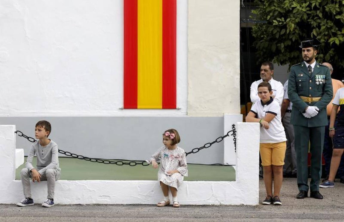 El Día del Pilar en la Guardia Civil de Córdoba, en imágenes