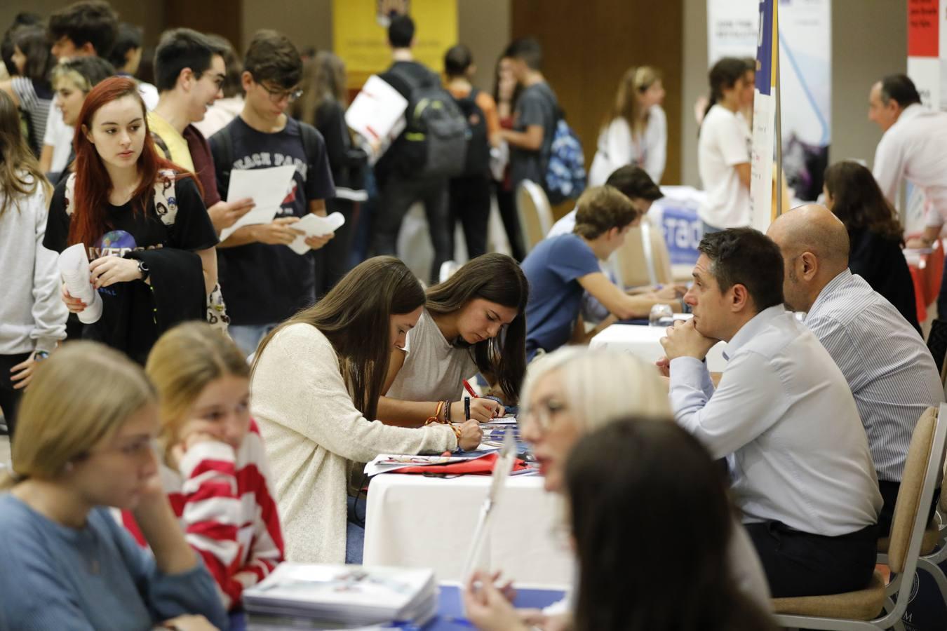 El Salón de Orientación Universitaria Unitour en Córdoba, en imágenes