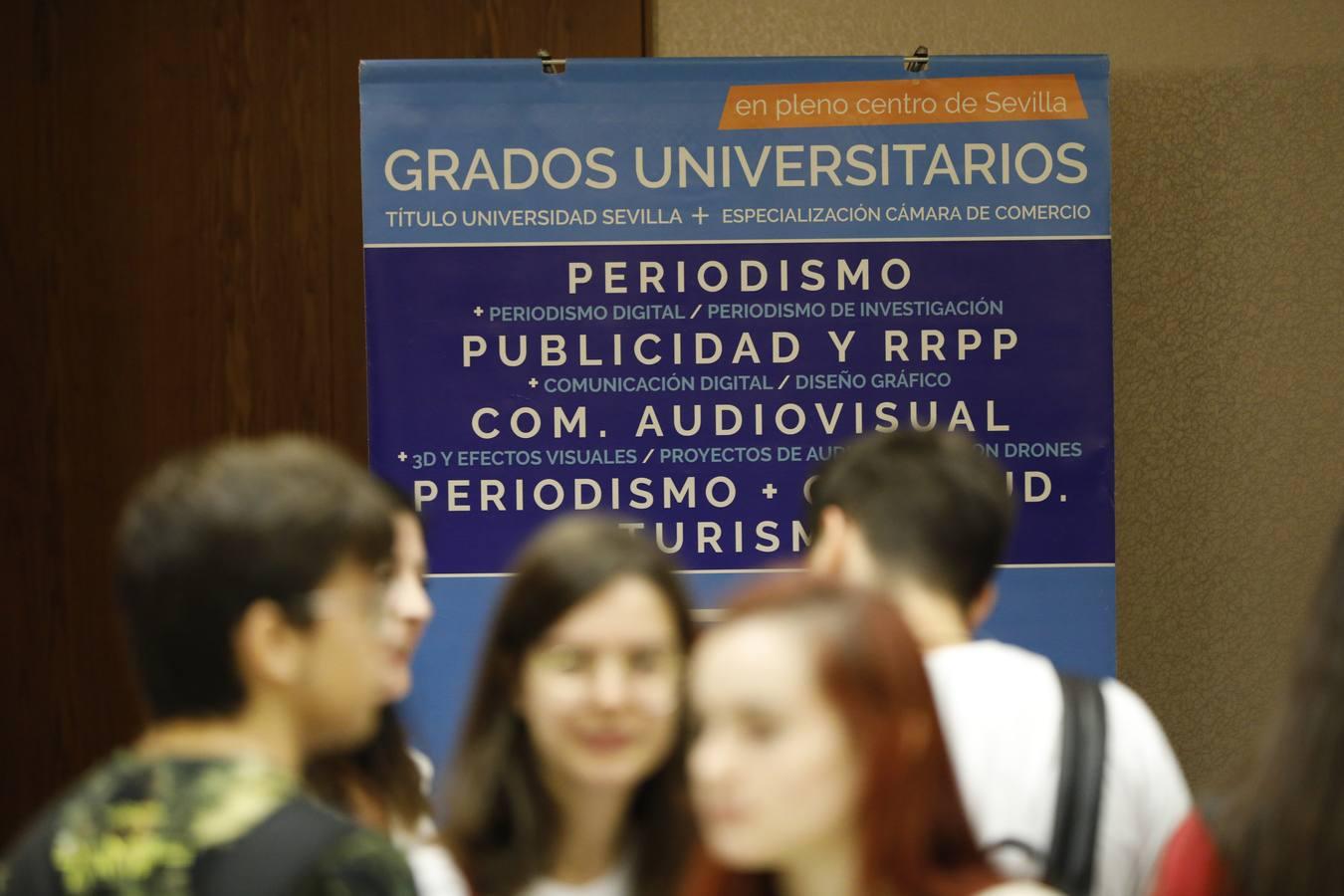 El Salón de Orientación Universitaria Unitour en Córdoba, en imágenes