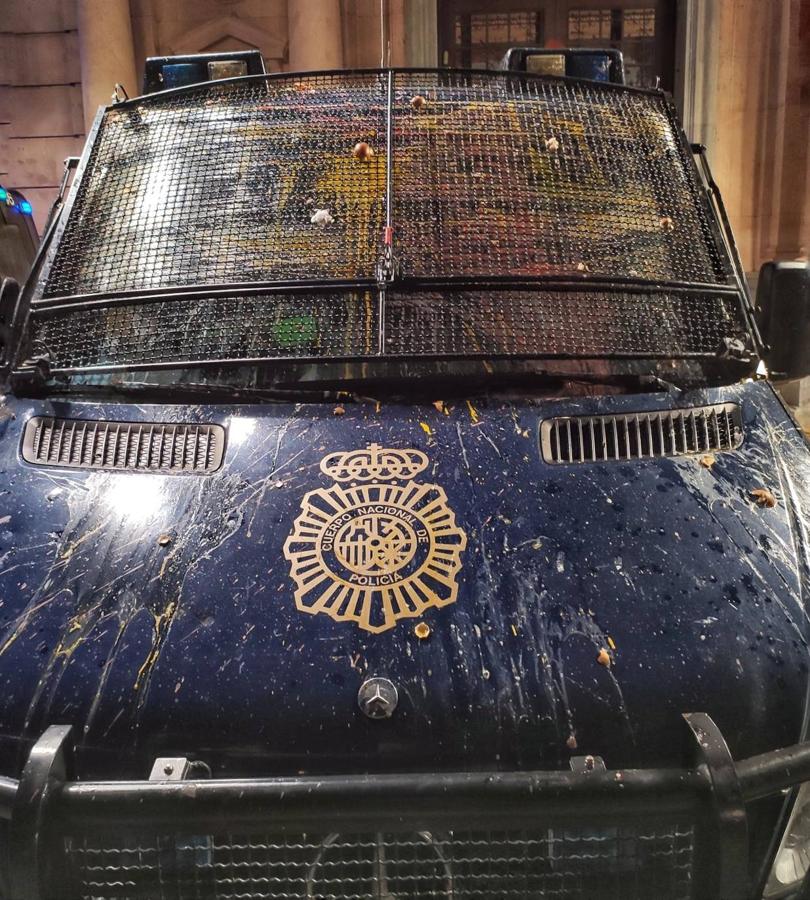 En imágenes: el fuego vuelve a las calles de Barcelona