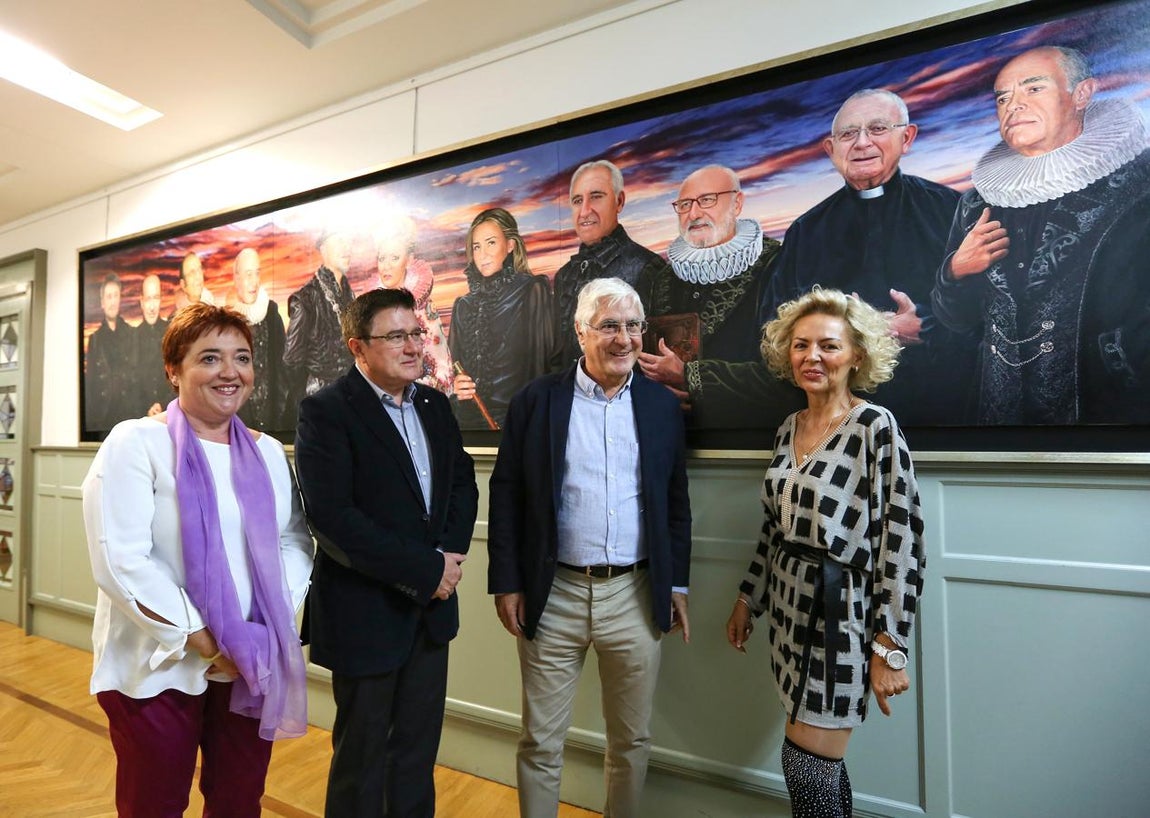 Dalila del Valle, autora del cuadro que ha donado a la Biblioteca. 