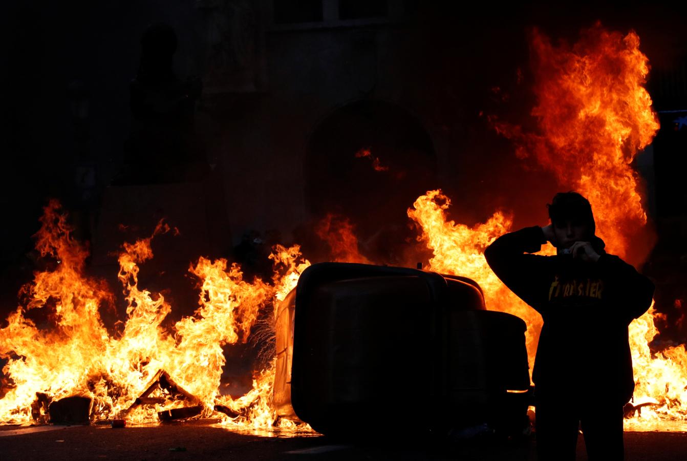 Barricadas en Barcelona este viernes 18 de octubre. 