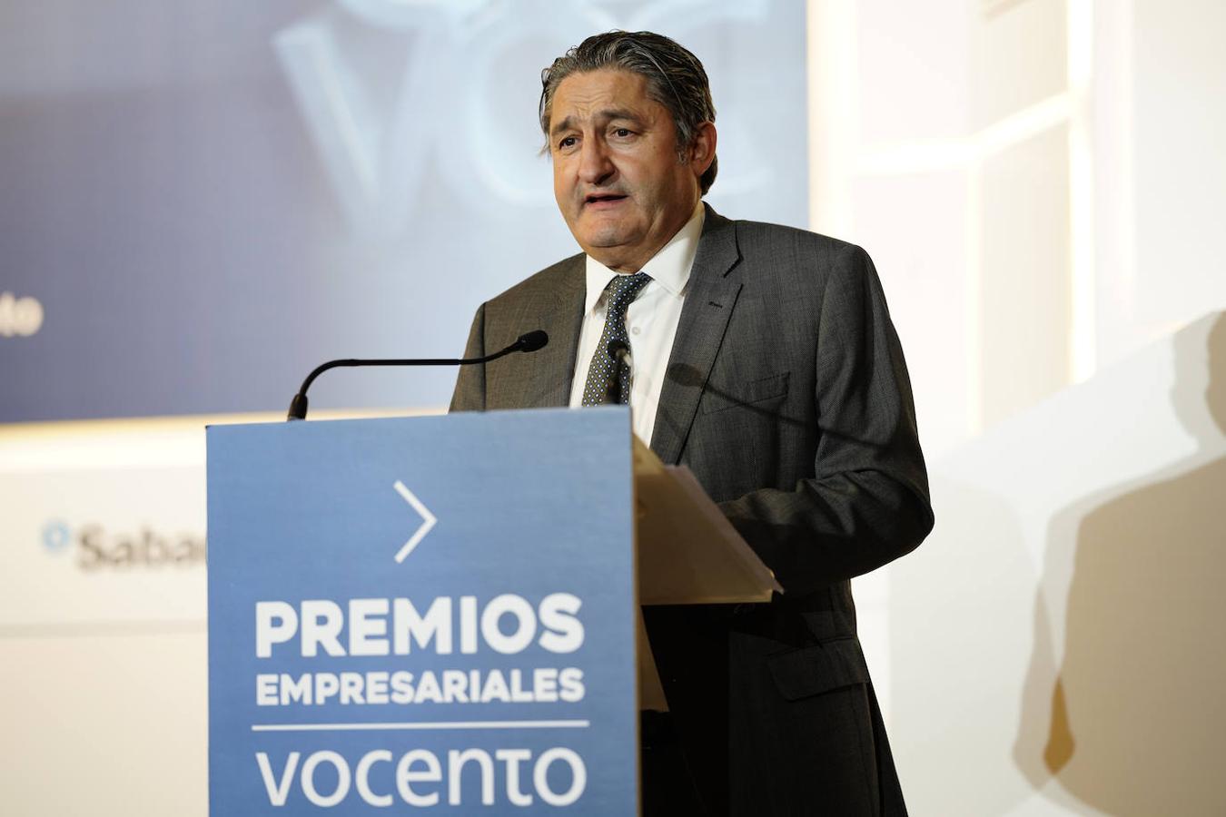 Entrega de los III Premios Empresariales de Vocento, en imágenes. Oscar Campillo, director de Comunicación y Relaciones Institucionales de Vocento
