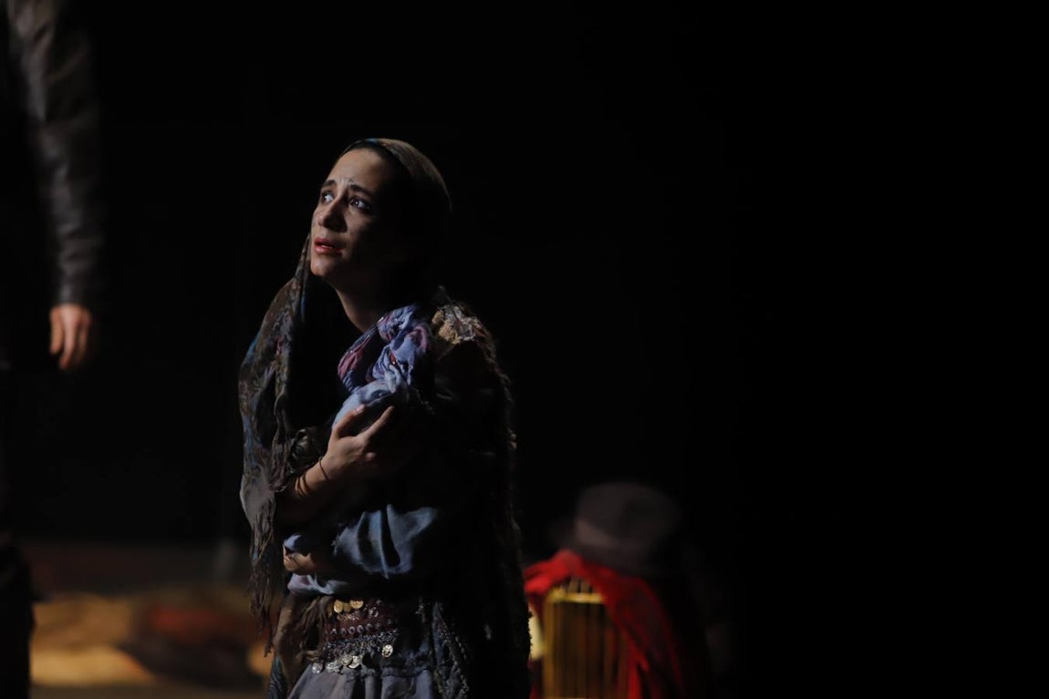 La representación de «Divinas palabras» en el Gran Teatro de Córdoba, en imágenes