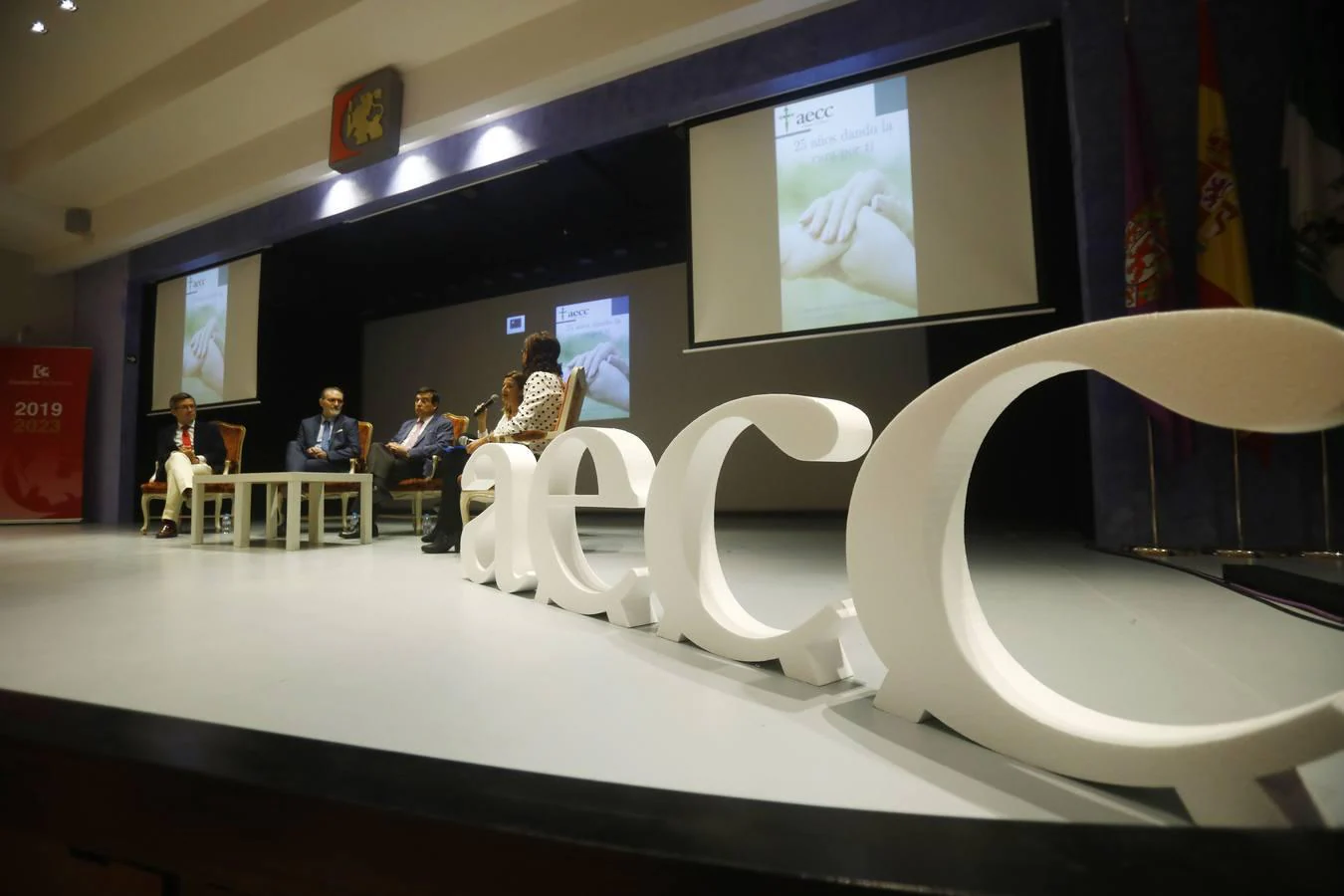 La Asociación contra el Cáncer celebra su 25 aniversario en Córdoba, en imágenes