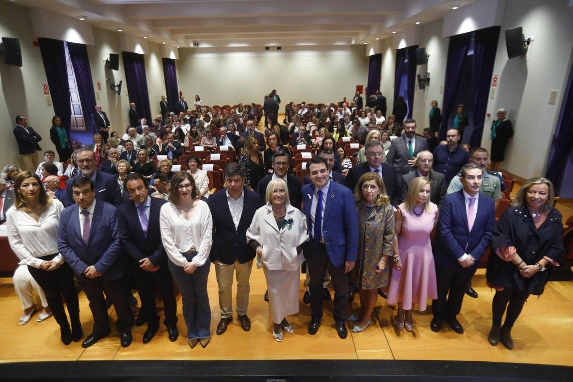 La Asociación contra el Cáncer celebra su 25 aniversario en Córdoba, en imágenes
