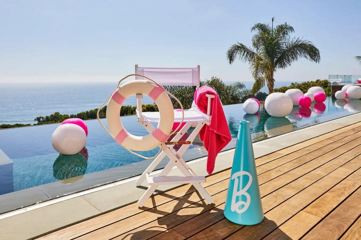 Barbie Malibu Dreamhouse. El plazo para alquilar la casa de Barbie durante las noches del 26 y el 27 abre el próximo miércoles 23 de octubre a las 11:00 a.m PDT (Pacific Daylight Time). Las 20h en España