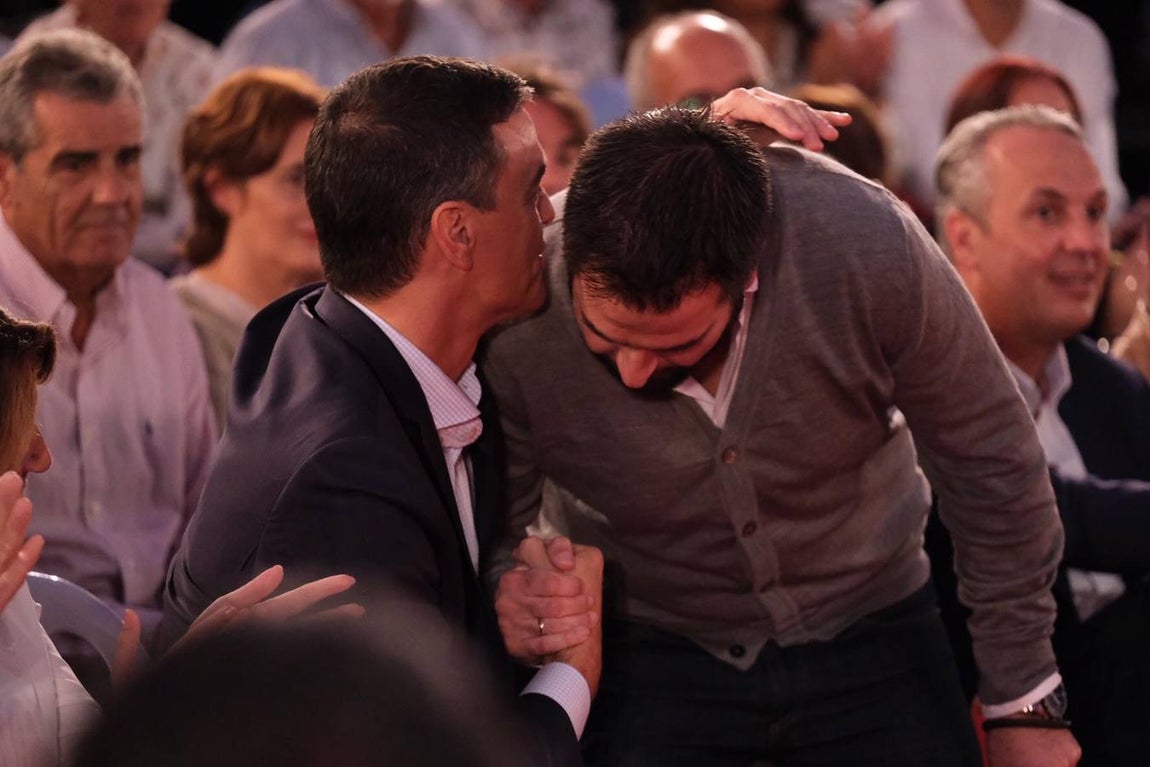 Fotos: Pedro Sánchez y Susana Díaz en Cádiz