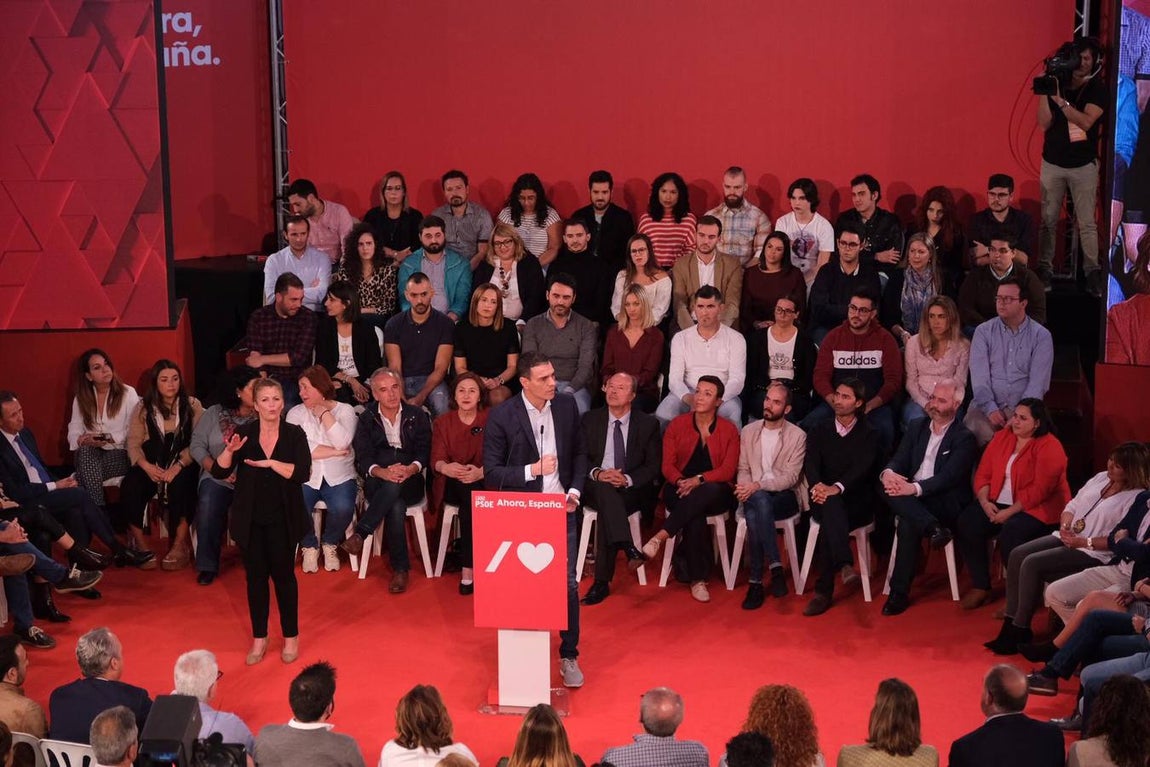 Fotos: Pedro Sánchez y Susana Díaz en Cádiz