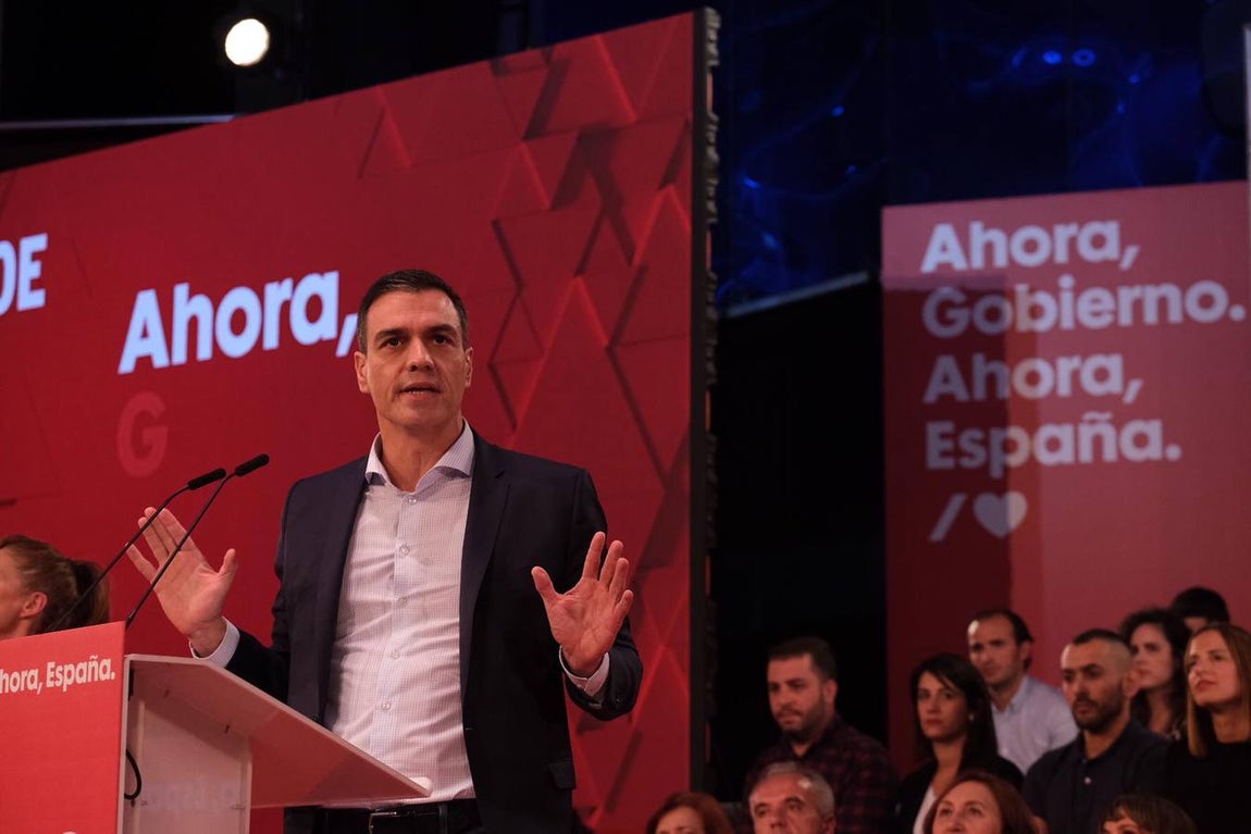 Fotos: Pedro Sánchez y Susana Díaz en Cádiz