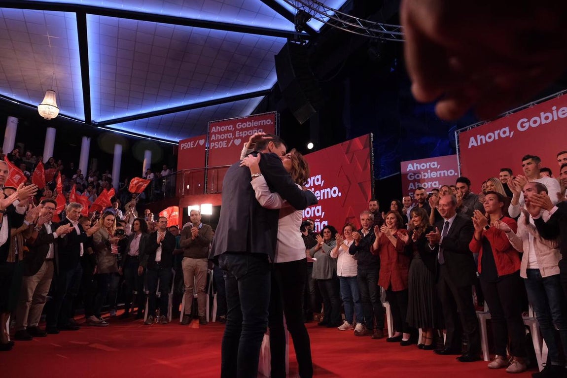 Fotos: Pedro Sánchez y Susana Díaz en Cádiz