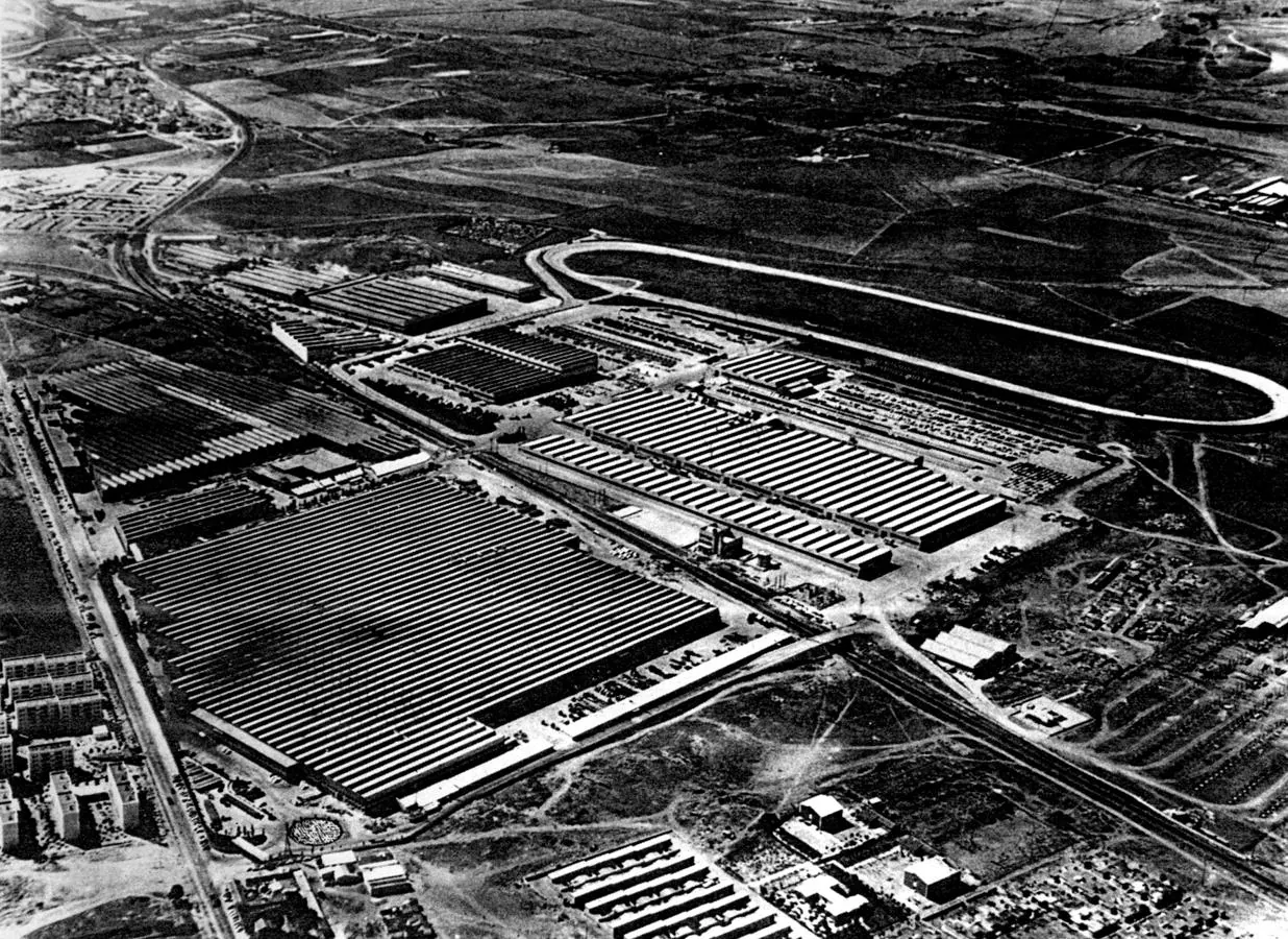 Vista aérea de la factoría de Barreiros Diésel en Villaverde en 1966.. 