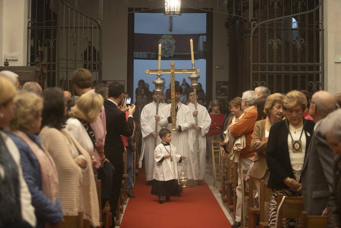 La misa por los 300 años de la Virgen de los Dolores de Córdoba, en imágenes