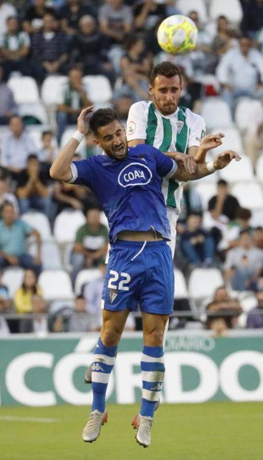 La victoria del Córdoba CF contra el San Fernando, en imágenes