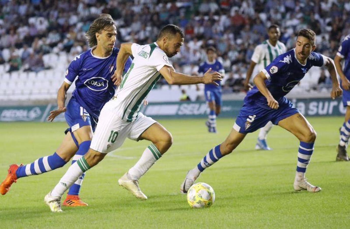 La victoria del Córdoba CF contra el San Fernando, en imágenes