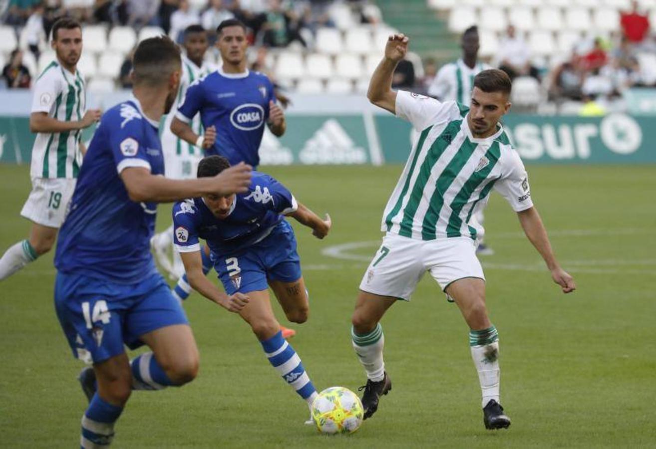 La victoria del Córdoba CF contra el San Fernando, en imágenes