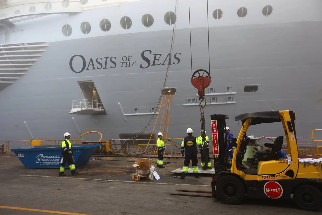 Las primeras imágenes de la reparación del crucero Oasis, de Royal Caribbean