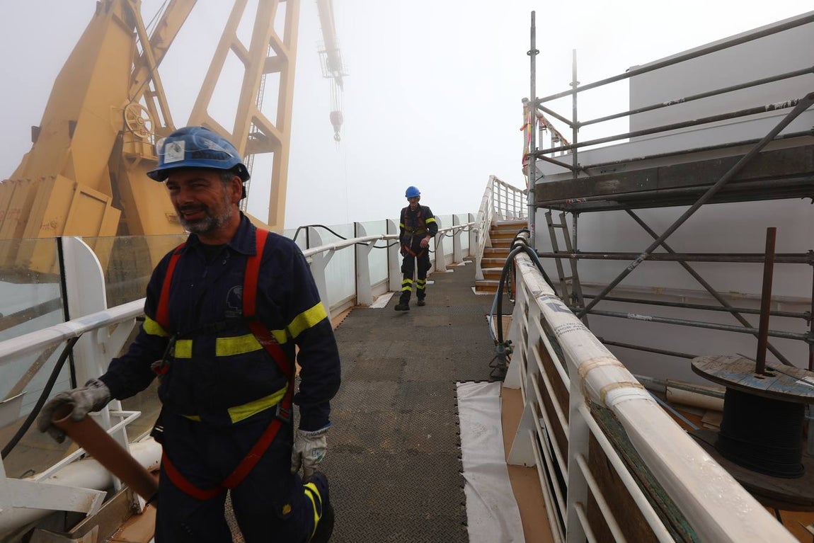 Las primeras imágenes de la reparación del crucero Oasis, de Royal Caribbean