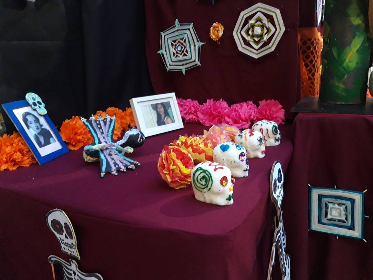 FOTOS: Así se celebra el Día de los Muertos mexicanos en Cádiz