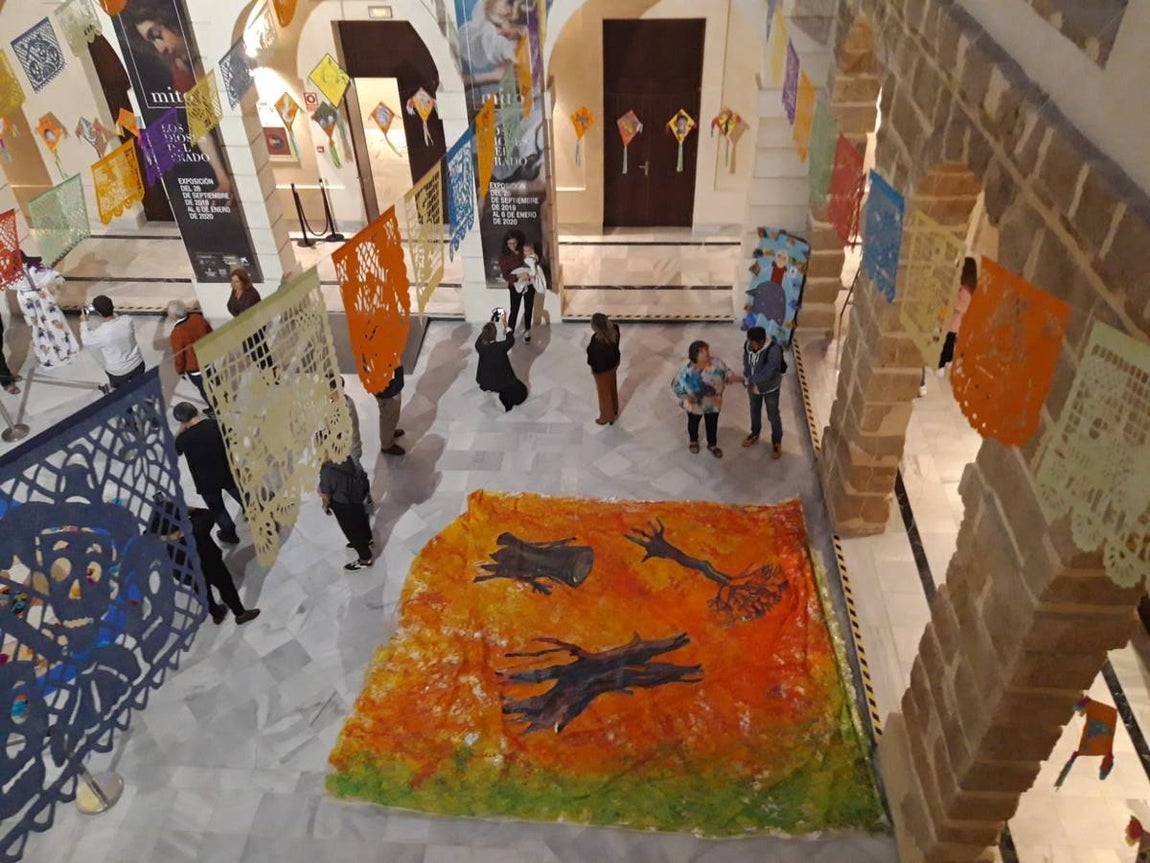 FOTOS: Así se celebra el Día de los Muertos mexicanos en Cádiz