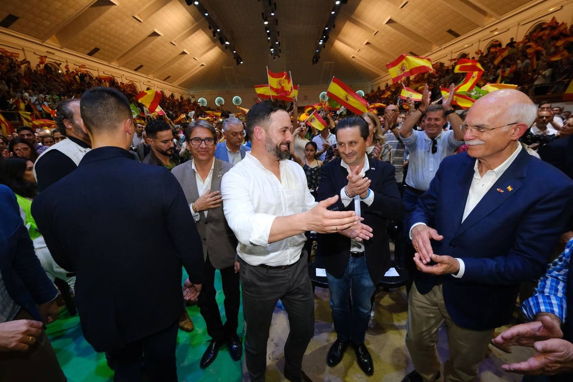 FOTOS: Lleno absoluto en el mitin de Santiago Abascal en Jerez
