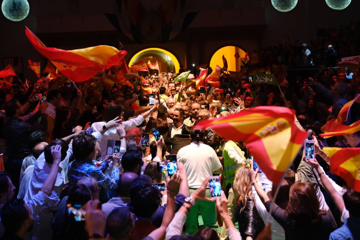 FOTOS: Lleno absoluto en el mitin de Santiago Abascal en Jerez